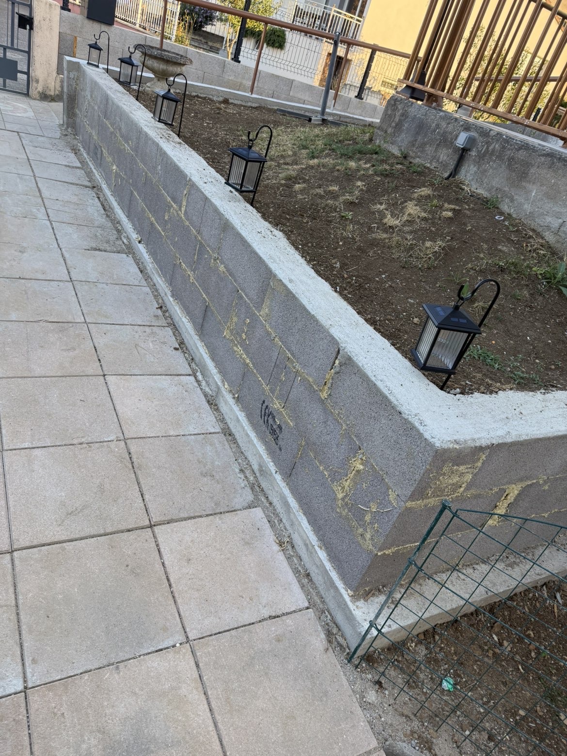 Mur de soutènement en béton coulé